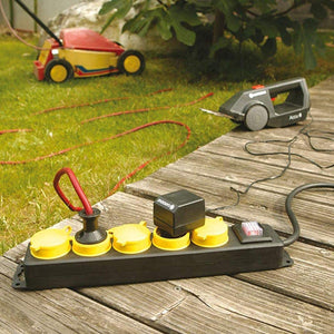 Ciabatta da Esterno Multipresa 3 Posti IP44 Impermeabile Spina Schuko 1.5mt