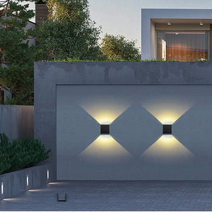 Applique Up Down da parete Led 10W con fasci regolabili IP65 esterno/interno luce calda, corpo grigio